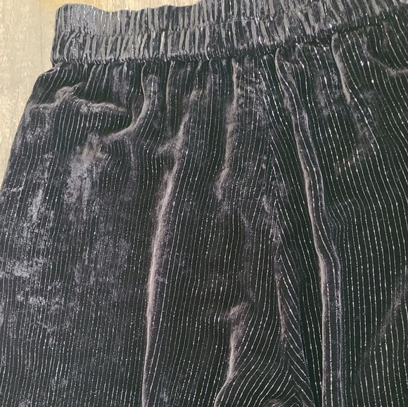 Talie NK Black Velvet Joggers Silk Blend - Picture 3 of 10